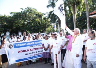 Kerala Governor Arif Mohammed Khan Flags Off Alzheimer's Solidarity Day Event